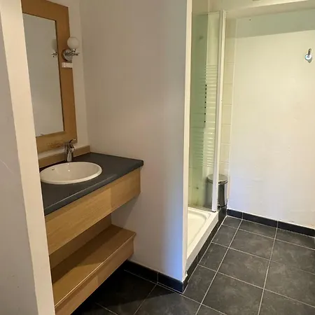 Appartement Résidence Le Centaure - Fonctionnel · Résidence Avec Accès Direct Aux Pistes Mae-0641 *